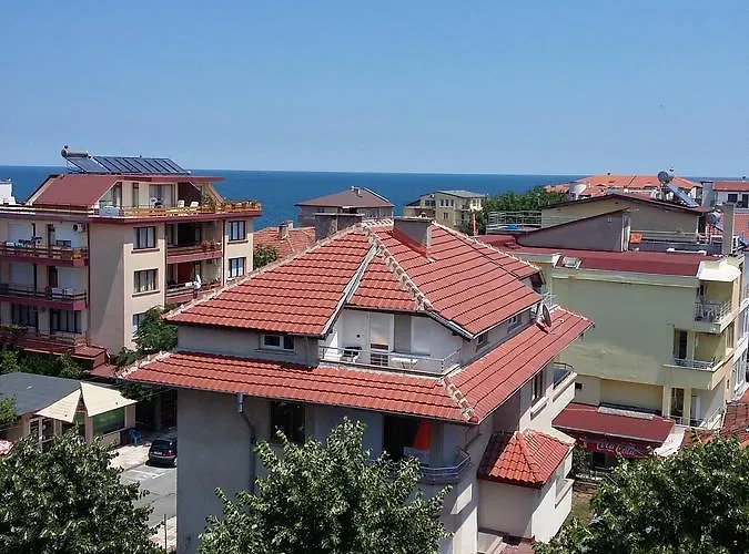 Πανσιόν Adriya Πριμόρσκο