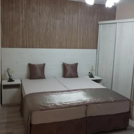 Affittacamere Adriya 4*