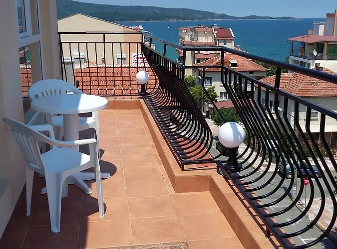 Adriya 4* Πριμόρσκο